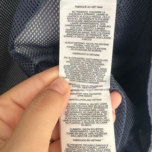 Columbia Ridge Gates Women's Green Distressed Tropical Print Jacket - Picture 8 of 11